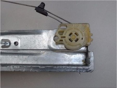 MECANISME LEVE-GLACE AVANT DROIT PEUGEOT 207 06-13