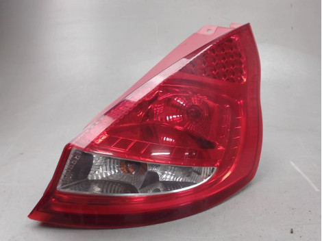 FEU ARRIERE DROIT FORD FIESTA