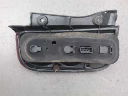 FEU ARRIERE DROIT NISSAN MICRA