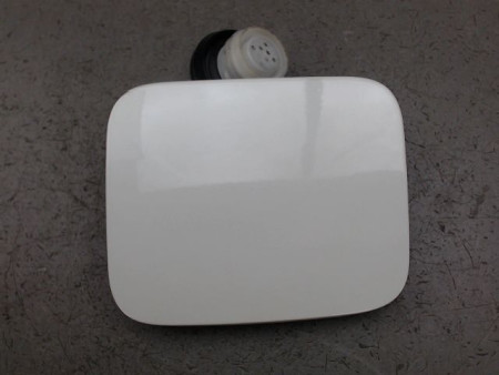 VOLET DE TRAPPE CARBURANT NISSAN JUKE