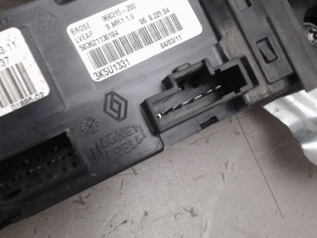 MECANISME LEVE-GLACE AVANT GAUCHE RENAULT MEGANE