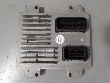 CALCULATEUR MOTEUR OPEL CORSA