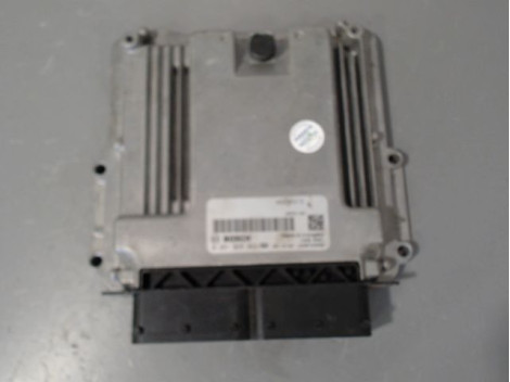 CALCULATEUR MOTEUR FIAT 500X