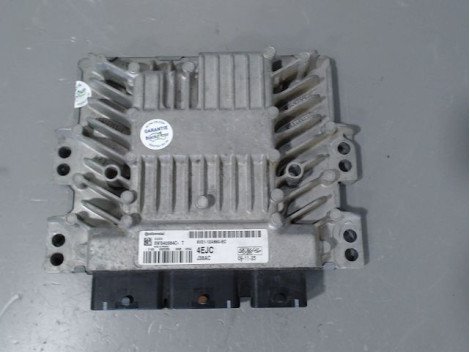 CALCULATEUR MOTEUR FORD FIESTA