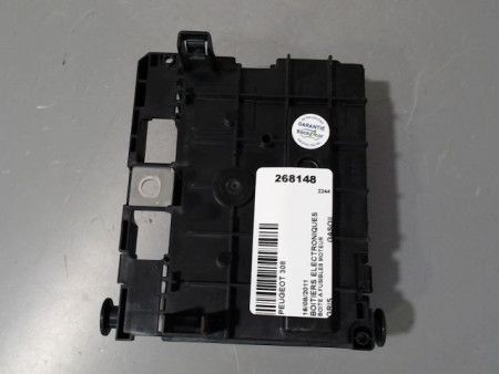 BOITE A FUSIBLES PEUGEOT 308