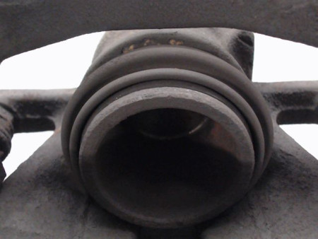 ETRIER DE FREIN AVANT DROIT RENAULT KANGOO