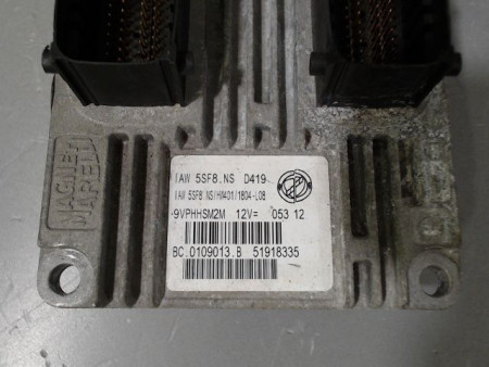 CALCULATEUR MOTEUR FIAT PUNTO