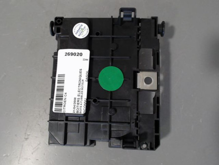 BOITE A FUSIBLES CITROEN C4