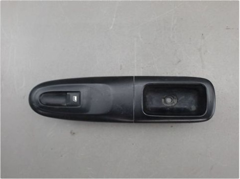 COMMANDE LEVE-GLACE PORTE AVD PEUGEOT 406