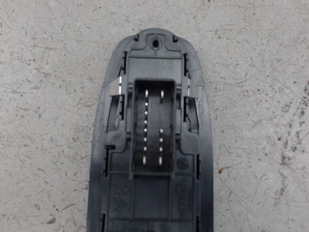 COMMANDE LEVE-GLACE PORTE AVG PEUGEOT 208