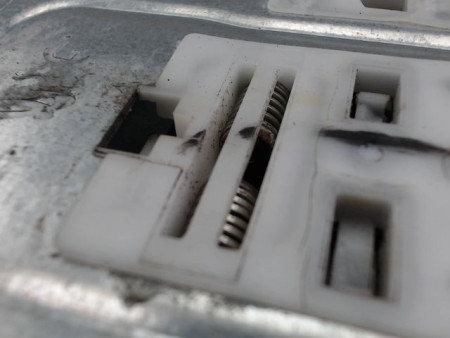 MECANISME LEVE-GLACE AVANT GAUCHE CITROEN C3