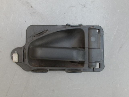 POIGNEE INTERIEURE PORTE AVANT DROIT CITROEN SAXO