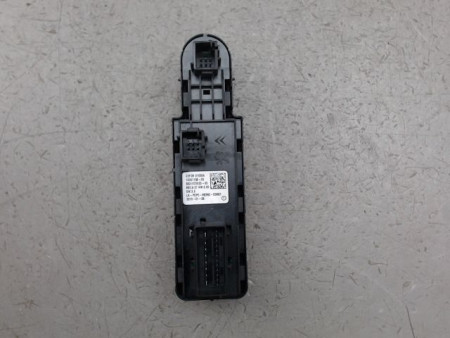 COMMANDE LEVE-GLACE PORTE AVG PEUGEOT 3008