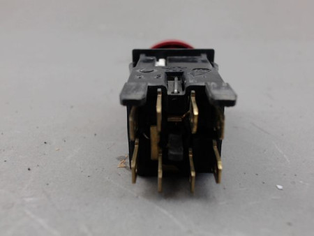 BOUTON DE WARNING CITROEN BERLINGO