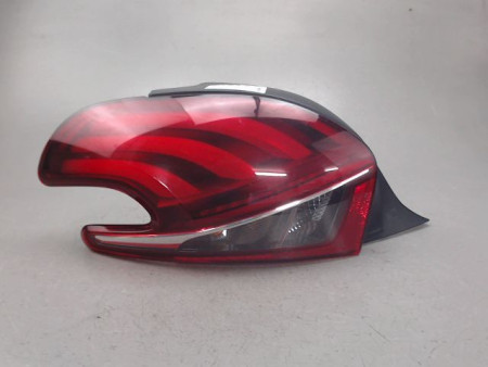 FEU ARRIERE GAUCHE  PEUGEOT 208
