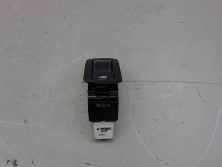 COMMANDE LEVE-GLACE PORTE AVD VOLKSWAGEN POLO