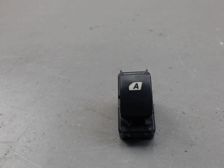 COMMANDE LEVE-GLACE PORTE AVG PEUGEOT PARTNER