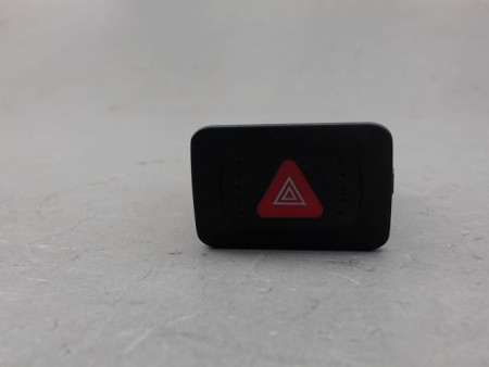 BOUTON DE WARNING VOLKSWAGEN GOLF