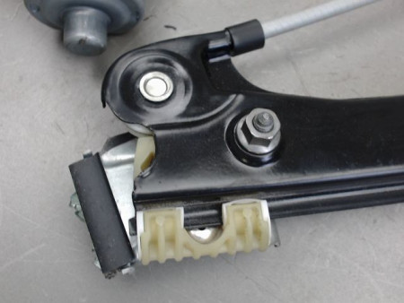 MECANISME LEVE-GLACE AVANT DROIT VOLKSWAGEN POLO