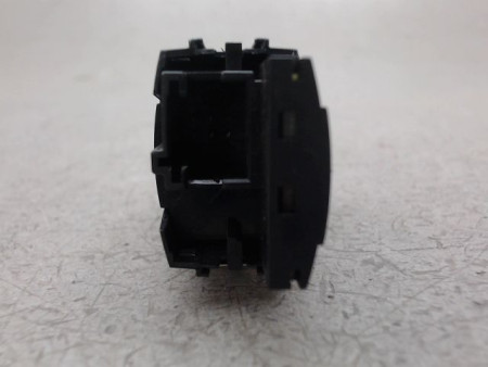 BOUTON DE WARNING B.M.W. X1