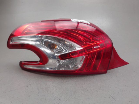 FEU ARRIERE GAUCHE  PEUGEOT 208