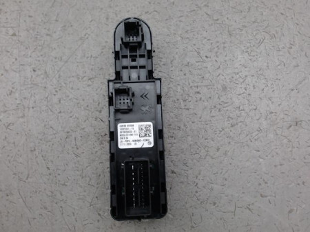 COMMANDE LEVE-GLACE PORTE AVG PEUGEOT 208