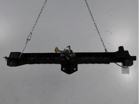 TRAVERSE SUPERIEURE ARMATURE AVANT CITROEN BERLINGO