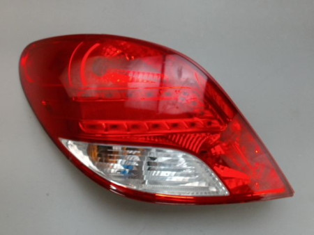 FEU ARRIERE GAUCHE  PEUGEOT 207