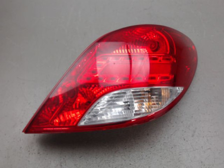 FEU ARRIERE DROIT PEUGEOT 207