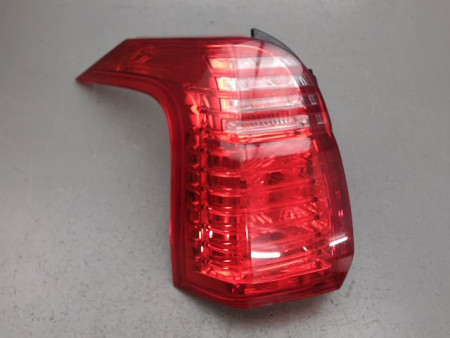 FEU ARRIERE GAUCHE  PEUGEOT 5008