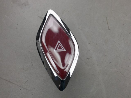 BOUTON DE WARNING CITROEN DS3