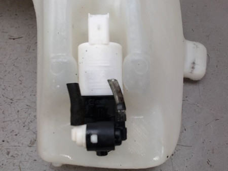RESERVOIR LAVE-GLACE AVANT PEUGEOT 307