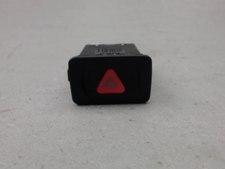 BOUTON DE WARNING VOLKSWAGEN GOLF