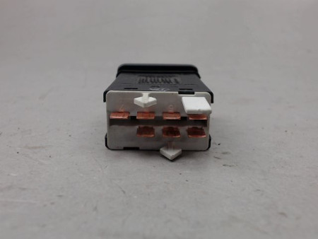 BOUTON DE WARNING VOLKSWAGEN GOLF