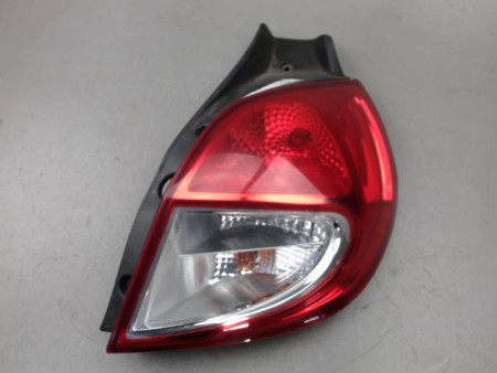 FEU ARRIERE DROIT RENAULT CLIO