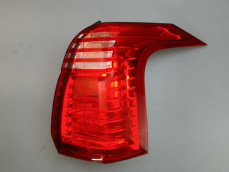 FEU ARRIERE DROIT PEUGEOT 5008