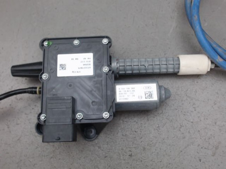 MOTEUR VERROUILLAGE FREIN A MAIN PEUGEOT 5008