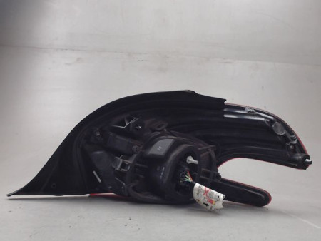 FEU ARRIERE GAUCHE  PEUGEOT 208