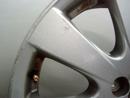 JANTE ALUMINIUM TOYOTA AVENSIS
