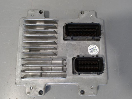 CALCULATEUR MOTEUR OPEL MERIVA