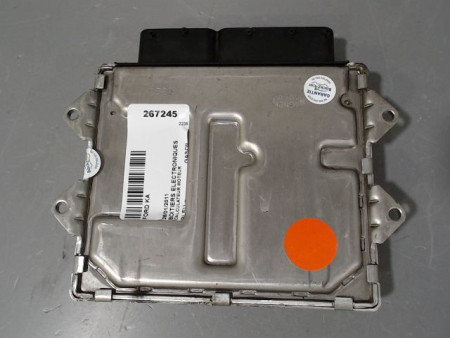 CALCULATEUR MOTEUR FORD KA