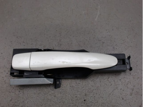 POIGNEE EXTERIEURE PORTE ARRIERE GAUCHE NISSAN QASHQAI