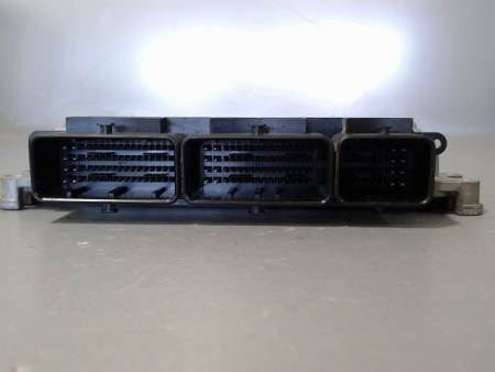CALCULATEUR MOTEUR NISSAN QASHQAI