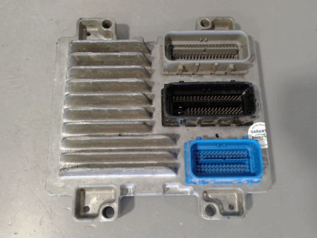CALCULATEUR MOTEUR OPEL CORSA