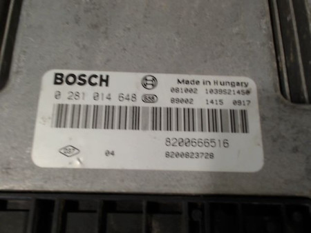 CALCULATEUR MOTEUR RENAULT TRAFIC