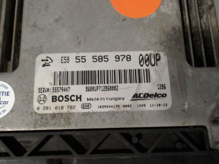 CALCULATEUR MOTEUR OPEL CORSA