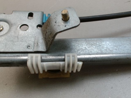MECANISME LEVE-GLACE AVANT DROIT CITROEN SAXO