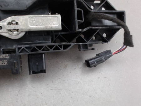 POIGNEE EXTERIEURE PORTE AVANT GAUCHE RENAULT MEGANE