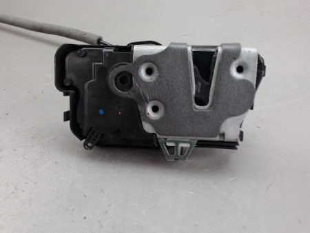 SYSTEME CONDAMNATION AVANT GAUCHE FORD PUMA