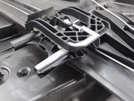 MECANISME LEVE-GLACE AVANT DROIT FORD PUMA